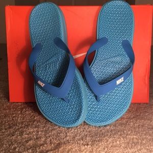 Nike Flip Flops
